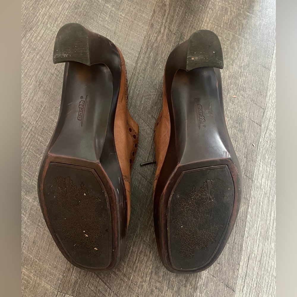 Earth Brown Leather Lace-Up Mules - Picture 9 of 9